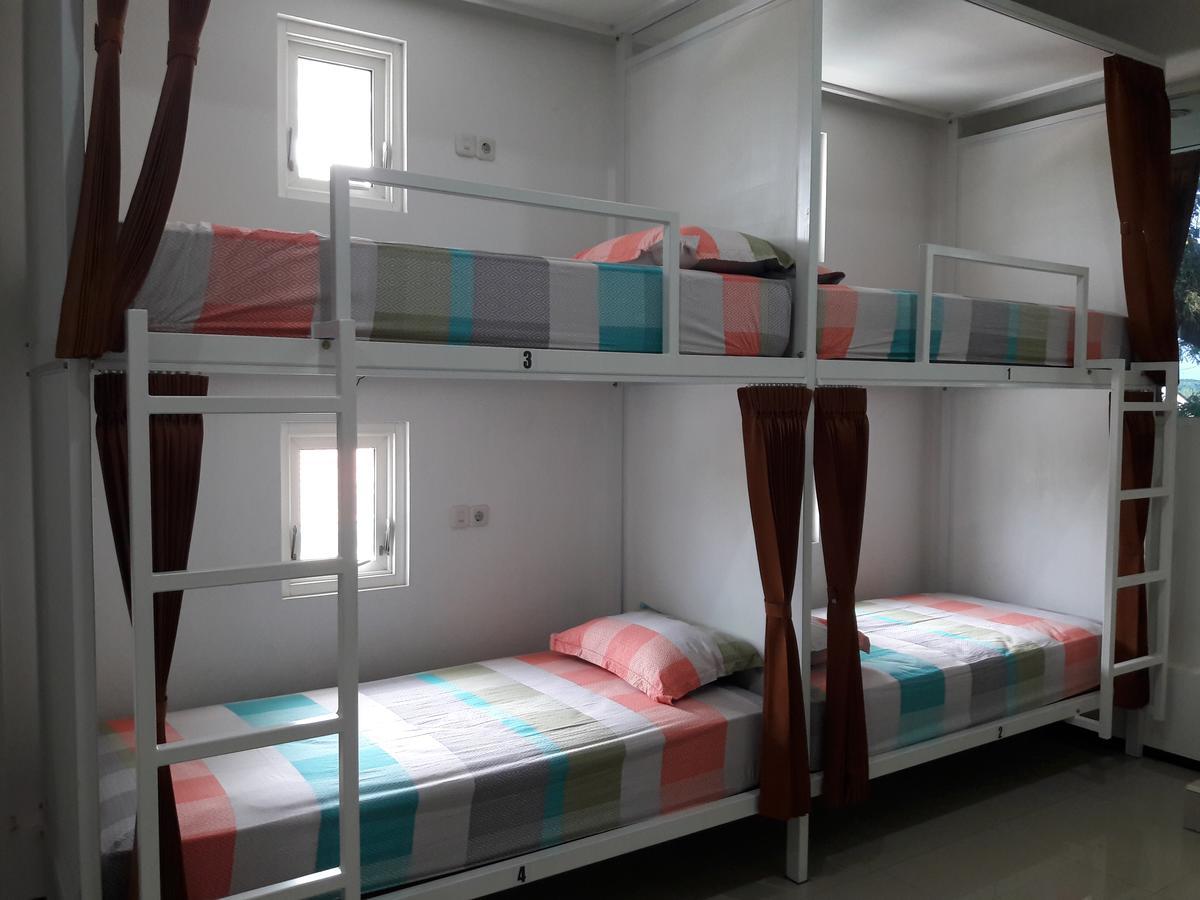 Huize Jon Hostel Маланг Екстер'єр фото