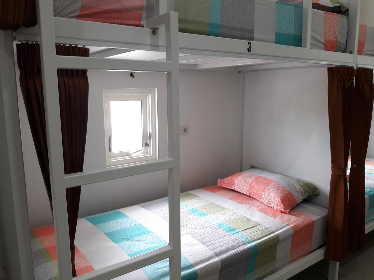 Huize Jon Hostel Маланг Екстер'єр фото